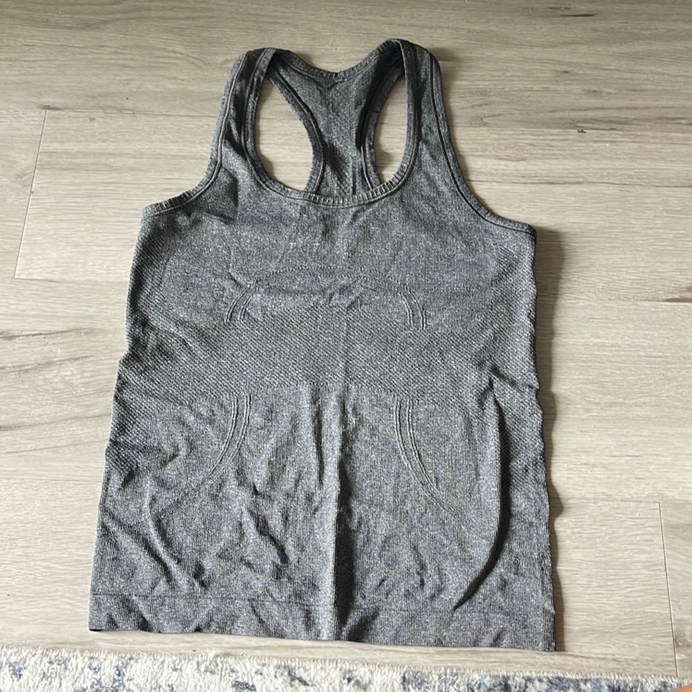 Workout tank lululemon